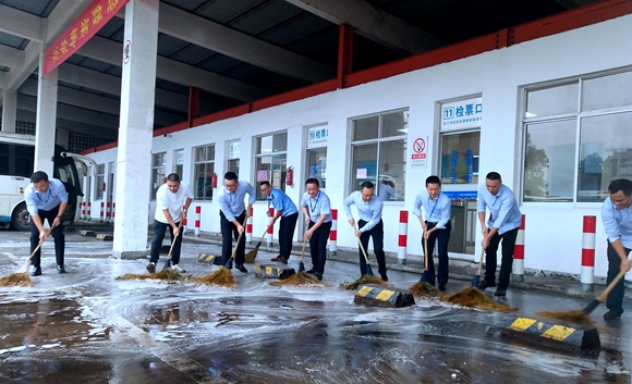 4311bac7edf40f5bb7ee2968cb5e00c.jpg 4311bac7edf40f5bb7ee2968cb5e00c.jpg