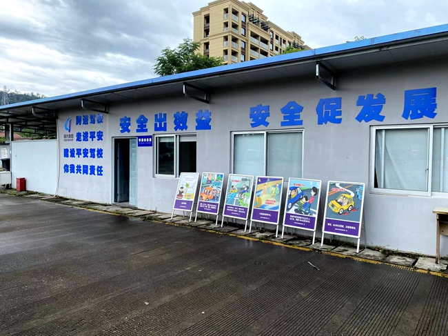 82e5fc1323a74cf2dcbe09536025849.jpg 82e5fc1323a74cf2dcbe09536025849.jpg