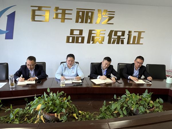 2_副本.jpg 2_副本.jpg